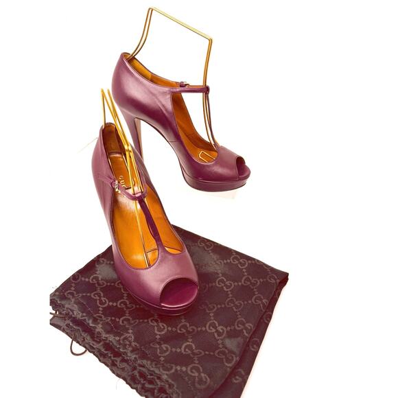 Gucci Betty T-Strap Platform Pumps In Burgundy leather Heels Pumps sz 37 - Picture 3 of 13